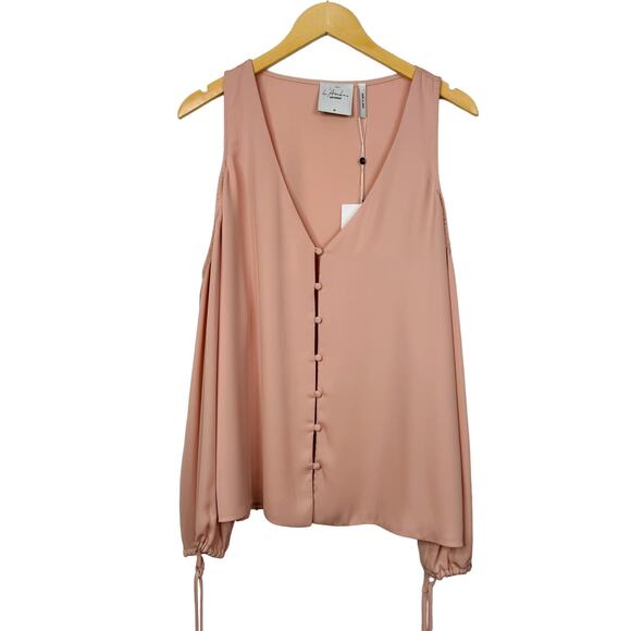 L'ACADEMIE Cold Shoulder Long Sleeve V Neck Blush Top Size M NWT $139 - Picture 4 of 9